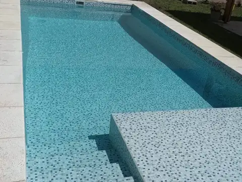 Casa quinta con pileta en La Plata