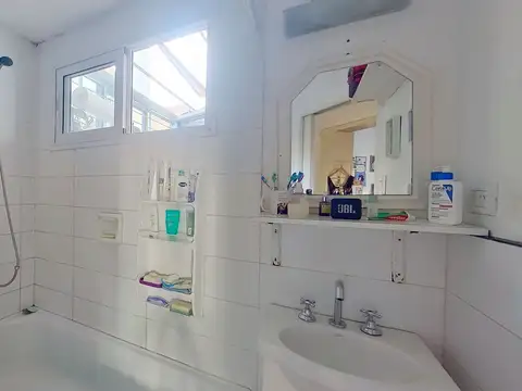 Departamento 4 Ambientes con Balcón y Patio en La Paternal