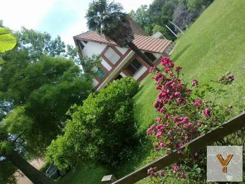 El Pampero e/ Tunquelem y El Pinar