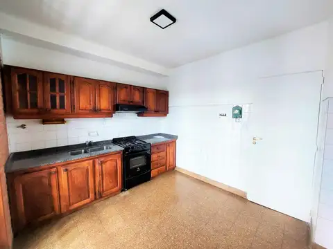 Departamento en Alquiler en Ramos Mejia, $ 900.000