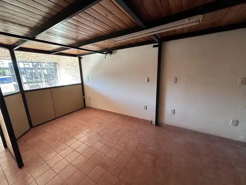 Local en Venta en Capitan Bermudez, USD 30.000