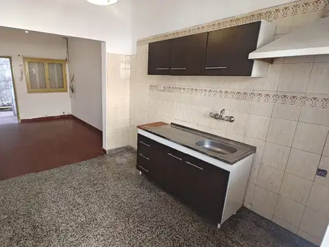 DEPARTAMENTO INTERNO 2 DORMITORIOS CON PATIO