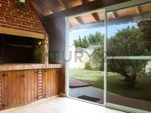 Casa a la venta en Villa Elisa
