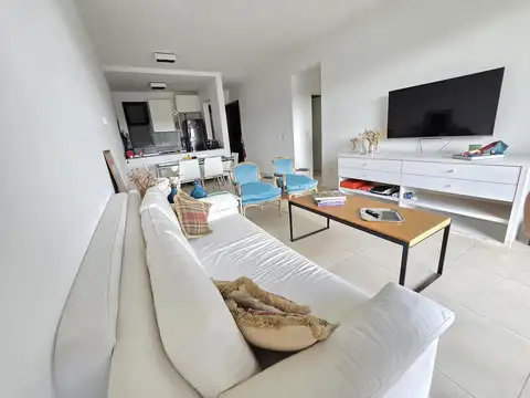 Departamento en Las Liebres 1 dormitorio, balcón aterrazado con parrilla con vistas.