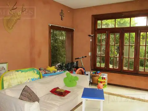 Alquiler de verano en Santa Barbara. Bancalari.