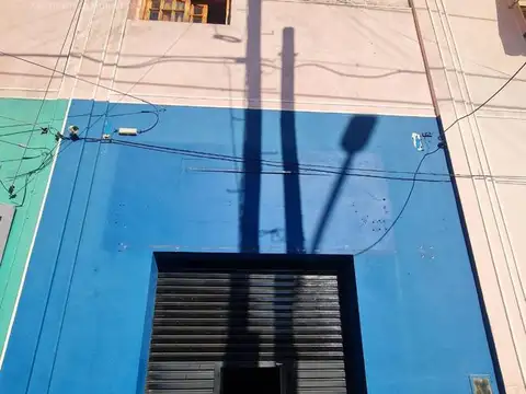 Local en Alquiler en Remedios De Escalada, $ 420.000