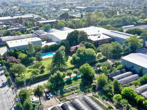 Monseñor de Andrea 3400