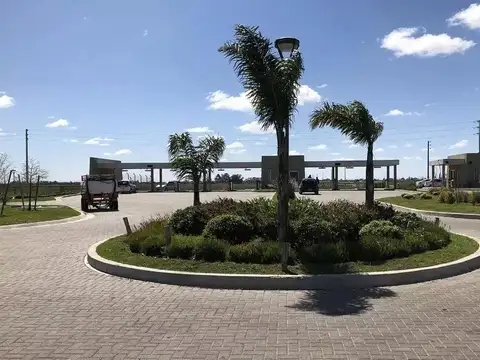 Terreno en Venta en Countries y Barrios Cerrados en San Vicente, USD 27.000
