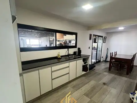 Casa en Venta al Este
