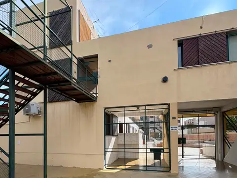 Venta duplex 2 dormitorios - Capital