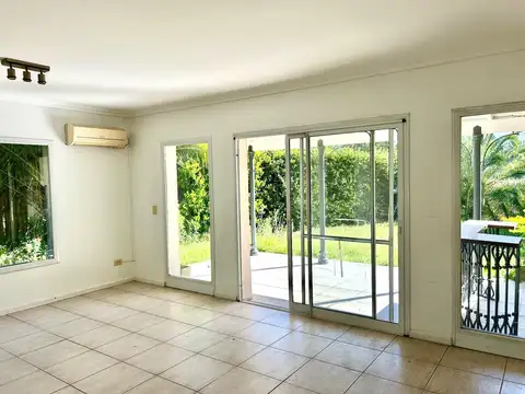 Departamento en Alquiler con 6 cocheras