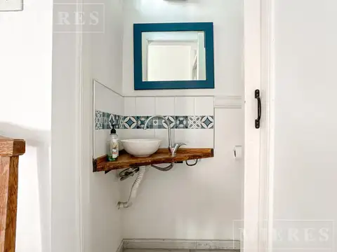 Casa 5 ambientes con 2 baños