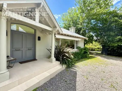 Casa en Venta con 7 cocheras