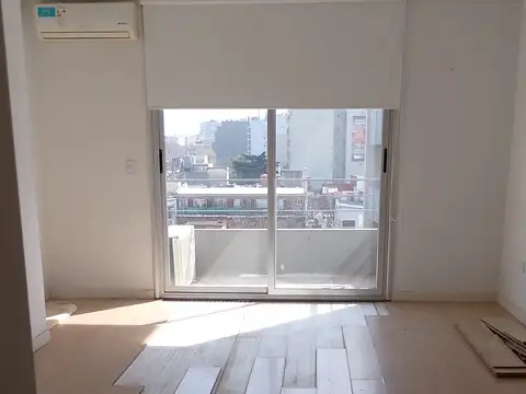 Departamento en Alquiler en Colegiales, $ 480.000