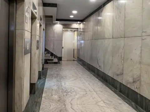 Oficina en Venta en Tribunales, USD 249.000