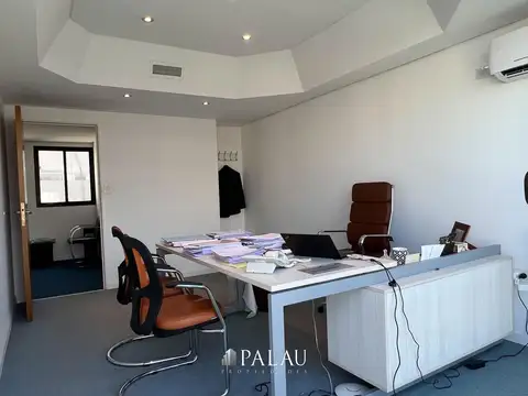Excelente piso de oficinas de 263m2