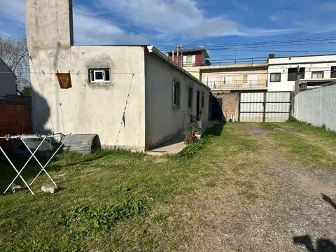 CASA EN CONSTRUCCIÓN EN VENTA LA PLATA