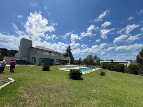 Casa en Venta de 5 dormitorios
