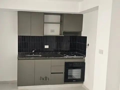 Departamento 5 ambientes con 2 baños