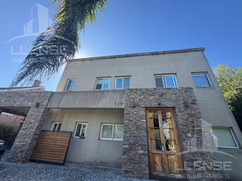 Casa en Alquiler de 3 dormitorios