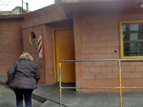 EXELENTE GALPON EN VILLA MERCEDES