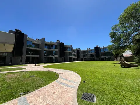 Departamento en Alquiler en Fisherton, USD 1.900