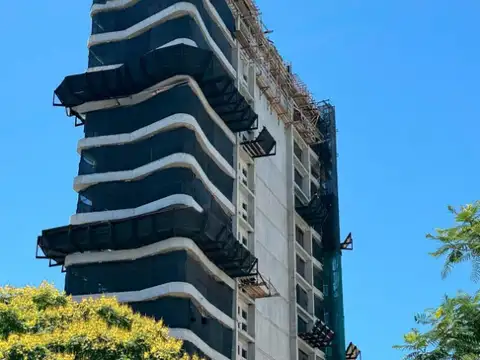 MAIN TOWER