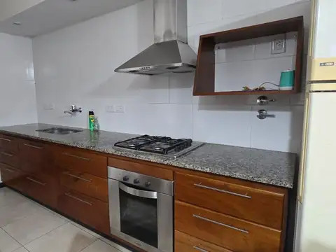 Departamento en Alquiler con 1 cocheras