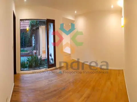 HERMOSA CASA CENTRICA EN CALLE 18 ENTRE 31 Y 33 - MERCEDES (B)