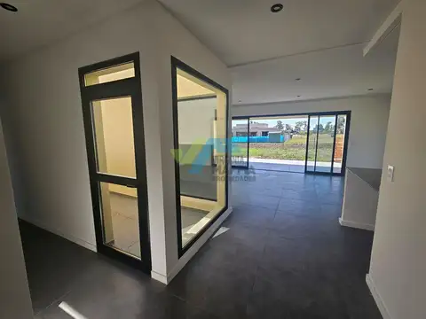 Casa en Venta en Pilar Del Este, USD 190.000