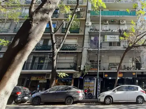 VENTA DEPARTAMENTO TRES AMBIENTES EN CABALLITO