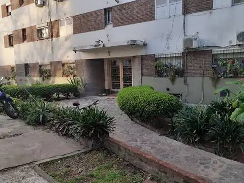 3 ambientes al frente refaccionado a nuevo en Barrio Alvear