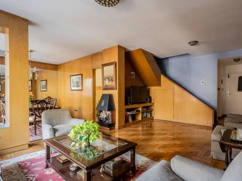 Venta Belgrano R Departamento Duplex 5 ambientes 4 dormitorios y dependencia opción cochera fija
