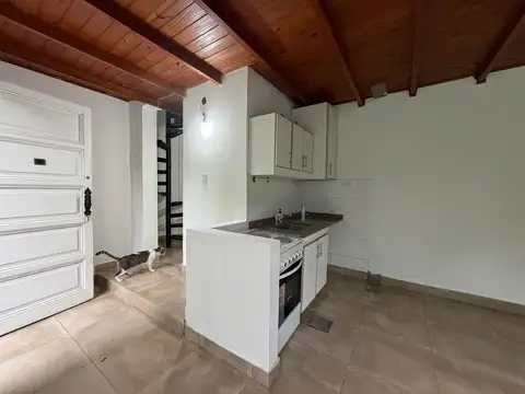Depto Tipo Casa 3 ambientes con 1 baño