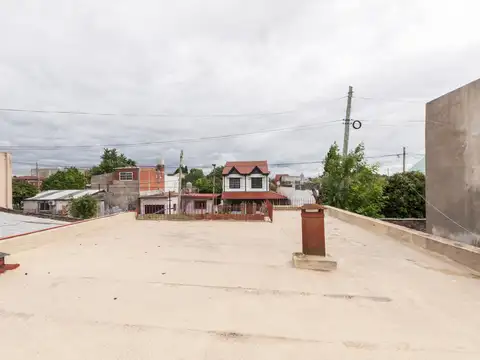 Depto Tipo Casa 4 ambientes con 1 baño