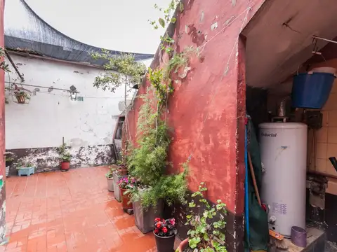 Depto Tipo Casa en Venta 40 años