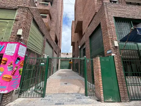 ALQUILER – Departamento de 2 dormitorios con living amplio en Centro sobre Av. Olmos