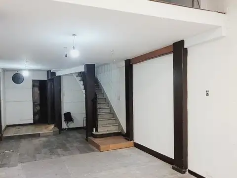 Local en Venta 70 años