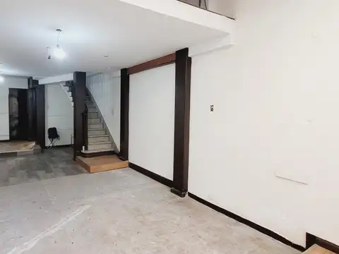 Local en Venta en Recoleta, USD 180.000