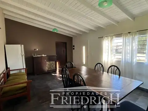 Casa en Venta con 1 cochera