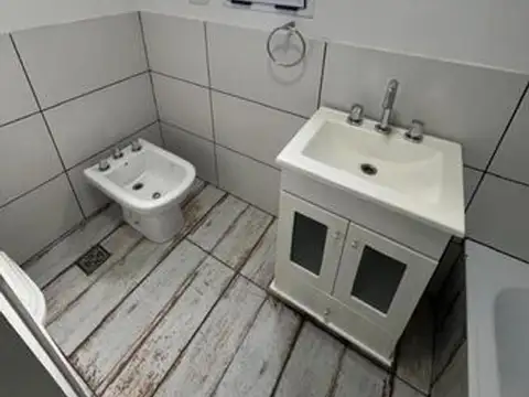 Depto Tipo Casa 2 ambientes con 2 baños