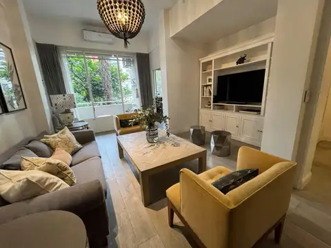 Departamento en venta 4 ambientes con balcon en Retiro luminoso