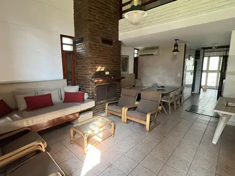 Casa en Venta al Este