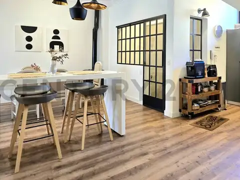 Depto Tipo Casa en Venta con 1 cocheras