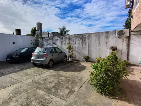Dalmasio Velez Sarfield 1200, Piso 1