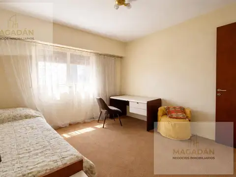Departamento 4 ambientes con 2 baños