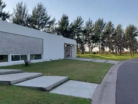 Casa en Alquiler de 4 dormitorios