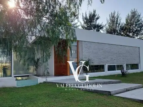 Casa de  hermoso diseño en una planta