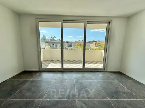 Departamento en Venta en Saravi Village, USD 105.000