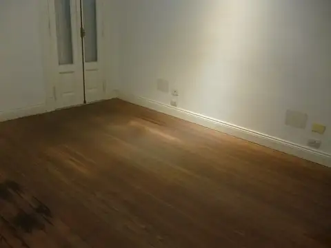 Oficina en Alquiler al Norte